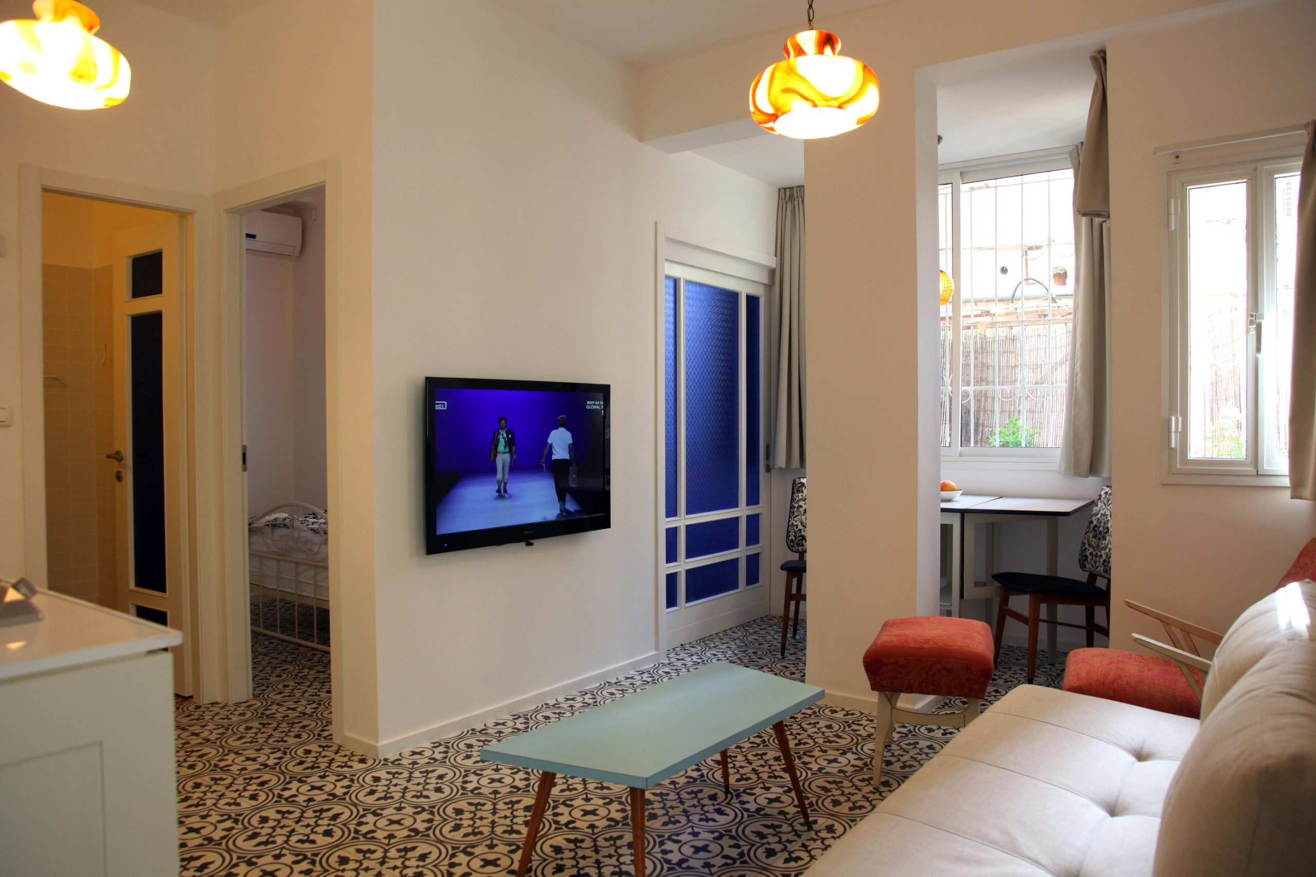 vacation apartments for long and short term